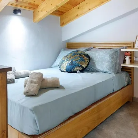 Apartment Old Town Studio's *