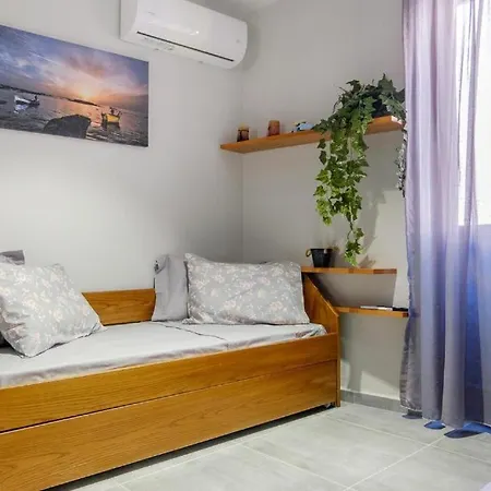Apartment Old Town Studio's *