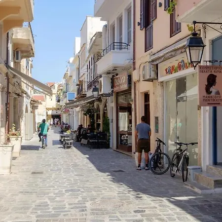 Old Town Studio's Διαμέρισμα *